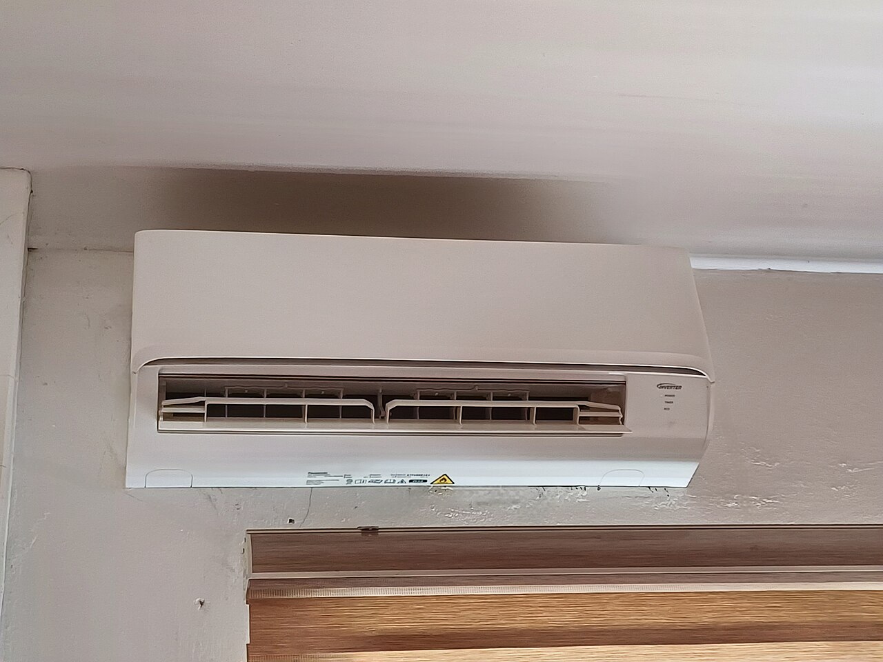 Climatizzatore monosplit 12.000 BTU R32 Sensira A++