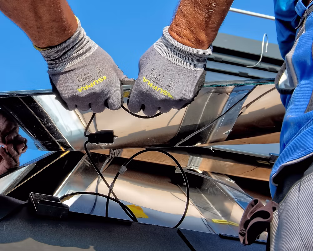 Kit strutture alluminio per tetto a falda con tegole per 12 moduli fotovoltaici